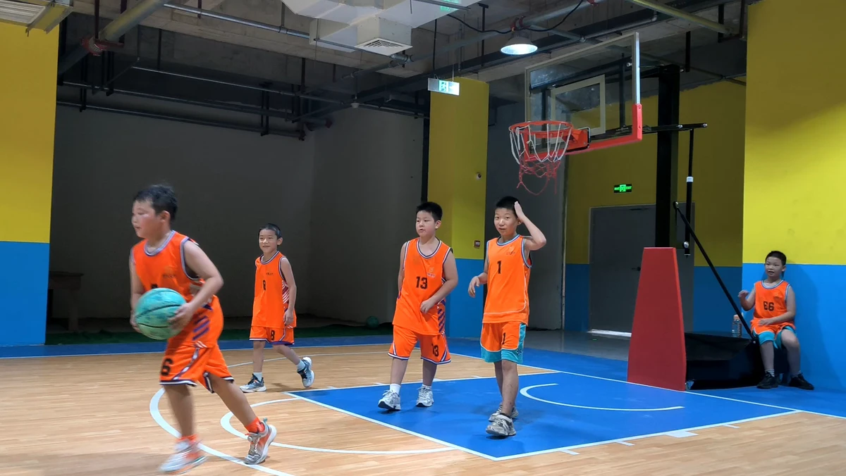 篮球每周训练计划表图片_0
